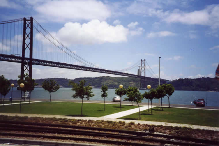 Ham and Cheese : Monday 14 June 2004